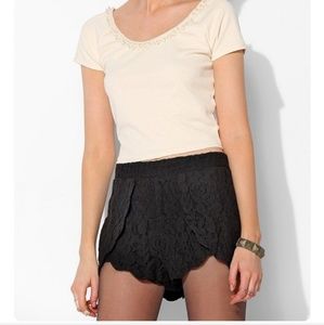 UO Pins and Needles Lace Scalloped Shorts